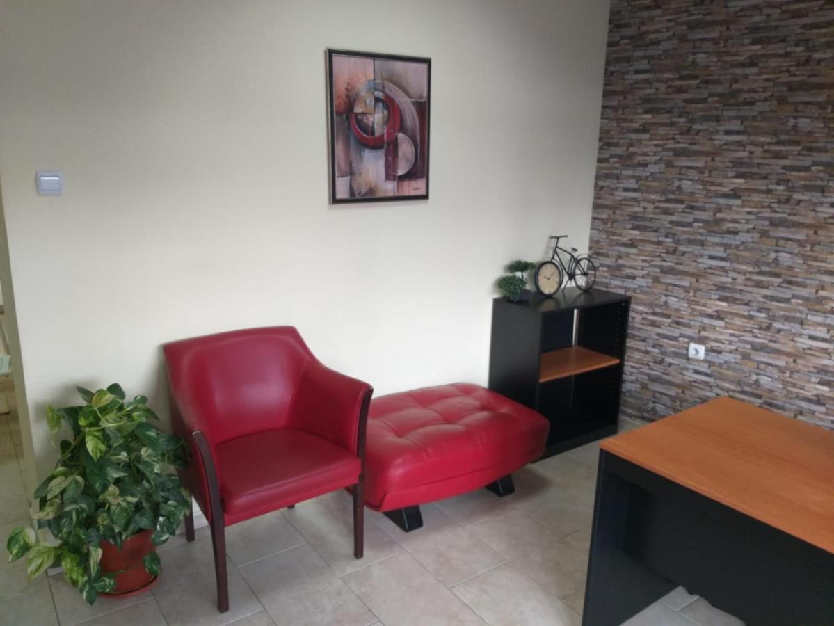 Happy Hostel София Экстерьер фото
